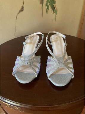 Touch Ups Women’s Clara Heeled Sandal